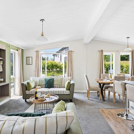 Rose Lodge, 21 Roadford Lake Lodges Lifton Bagian luar foto