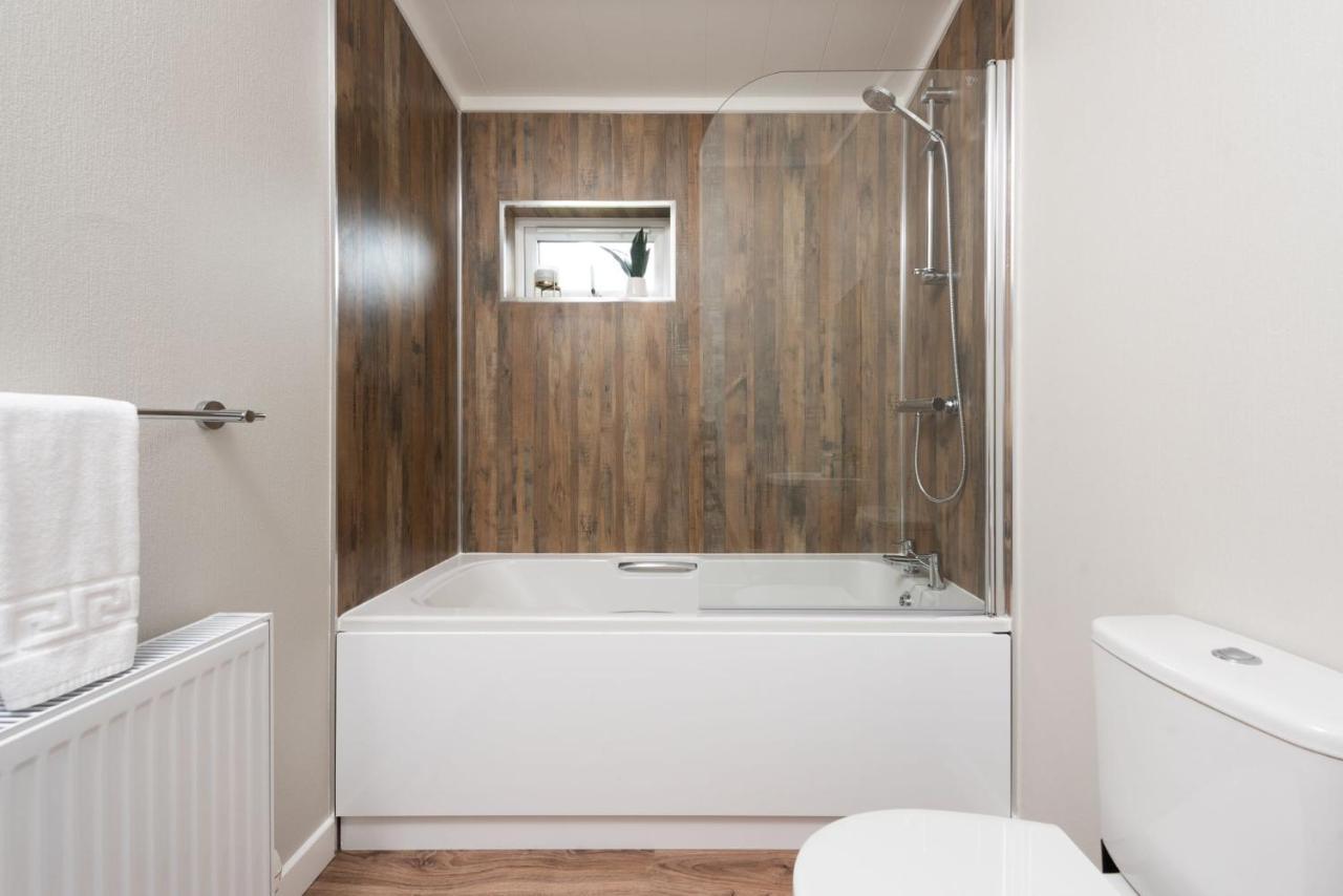 Rose Lodge, 21 Roadford Lake Lodges Lifton Bagian luar foto