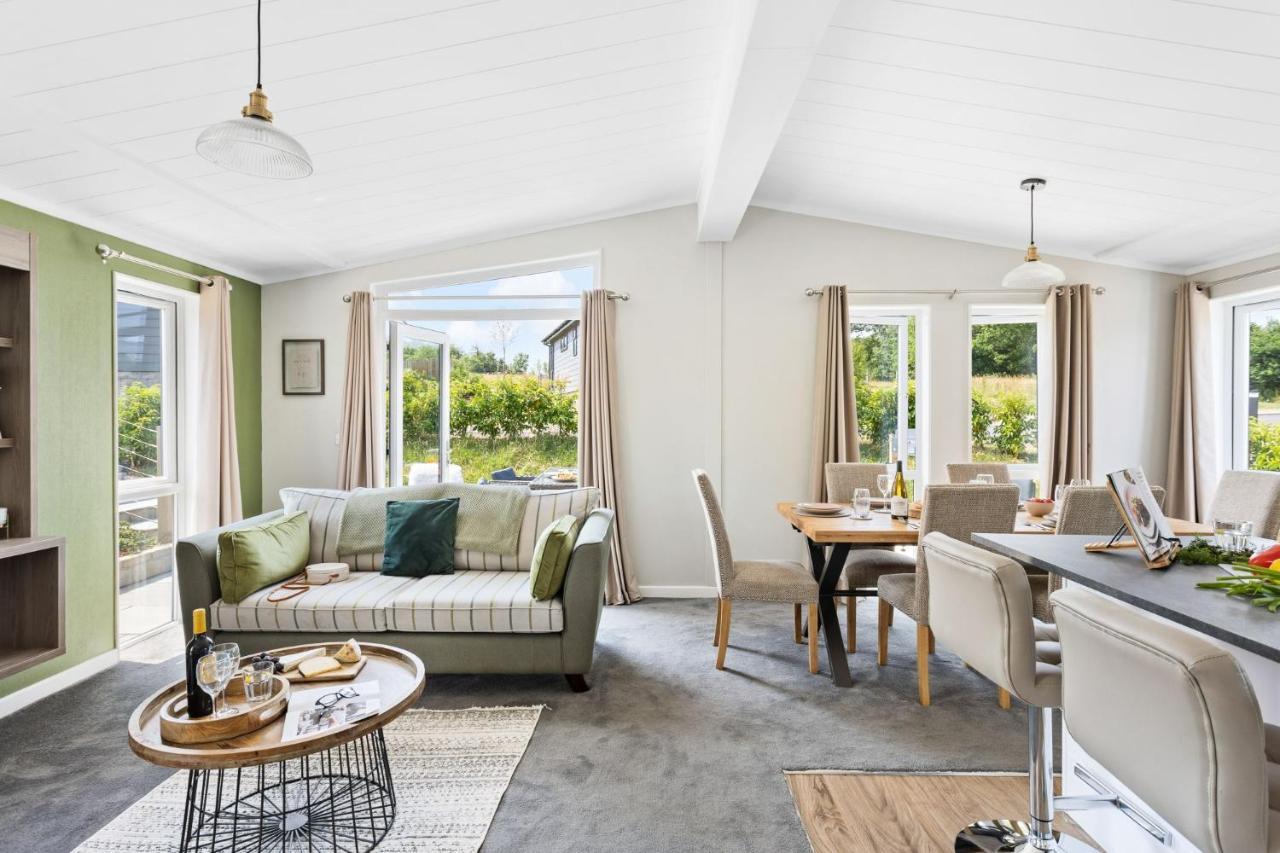 Rose Lodge, 21 Roadford Lake Lodges Lifton Bagian luar foto